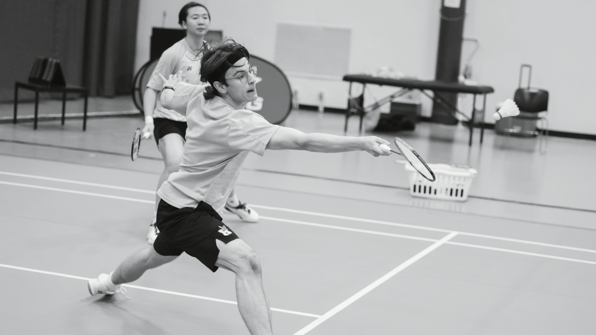 Hawks Duo Ronahan and Choi Shine in Match of the Day as Medal Rounds Are Determined