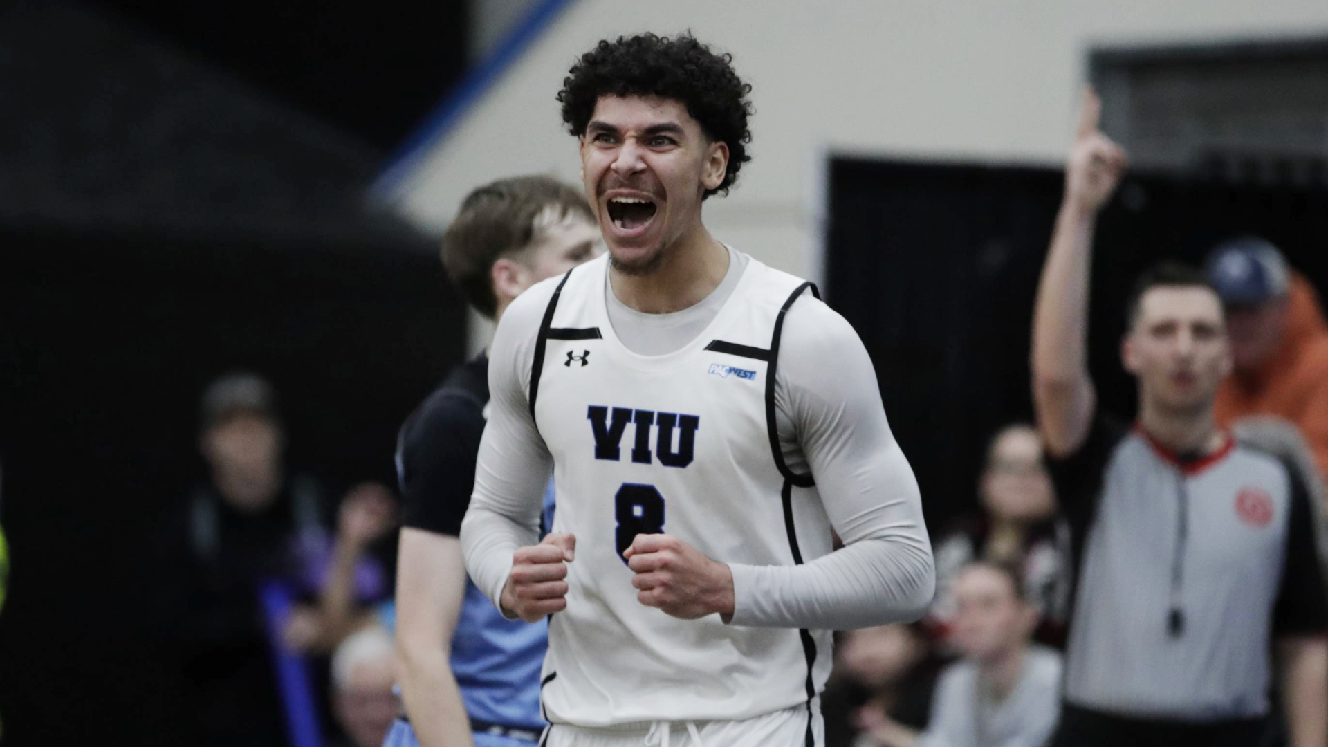 Kod(i)ak Moment - The host VIU Mariners win a gritty quarterfinal matchup